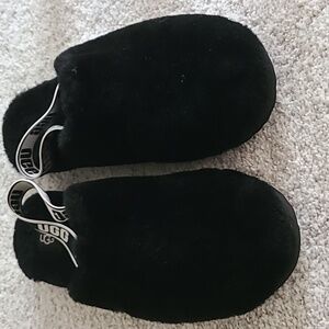 Kids UGG slippers